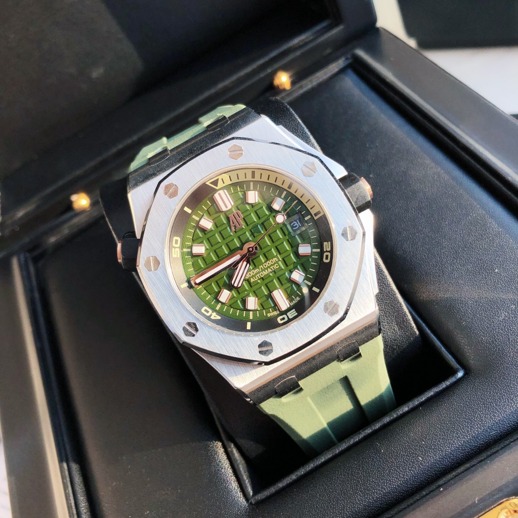 Audemars Piguet Royal Oak Offshore 15720ST.OO.A052CA.01avocado